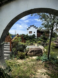 中式园林拱门景观