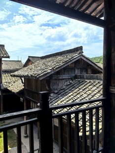 古村屋顶景致