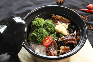 煲仔饭