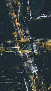 城市夜景交通俯瞰图