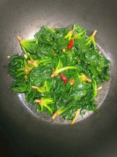清炒菠菜