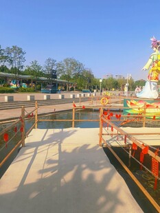 绿博园 游乐园设施场景