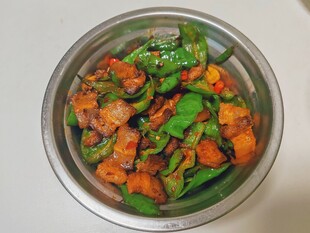 青椒炒肉