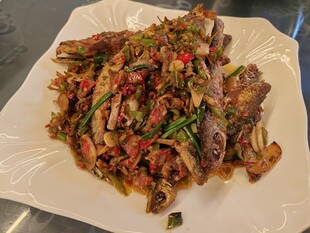 香辣小鱼
