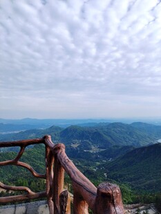 一览众山小