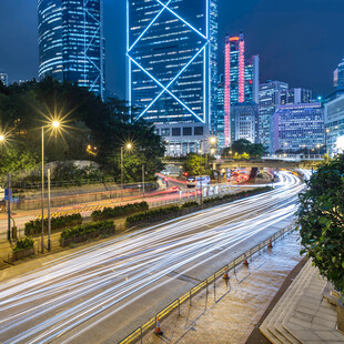 城市夜景车流灯光璀璨