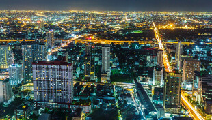 璀璨都市夜景俯瞰图