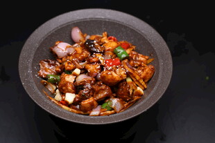香辣鸡煲
