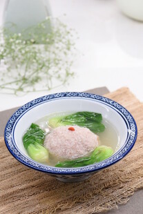 肉丸青菜汤