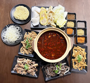 丰盛火锅食材拼盘