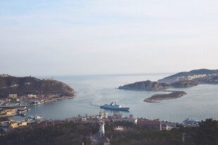海滨港湾美景