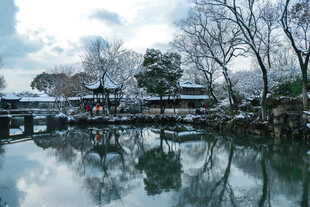 江南水乡冬日静谧景致
