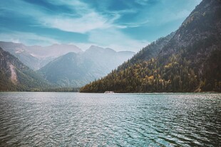 宁静山水湖景自然风光