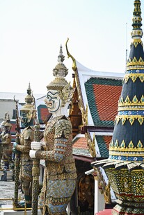 泰国寺庙守护神像