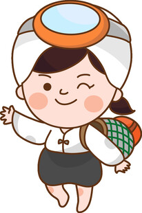 可爱背篓女孩俏皮出行