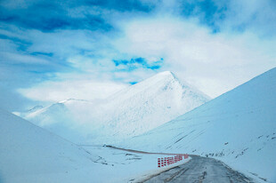 雪山公路美景