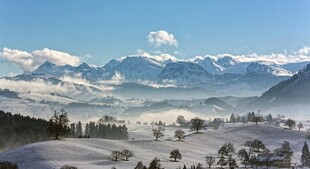 冬日雪山美景