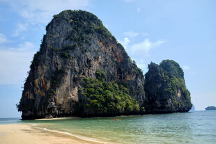泰国美丽海滨岩石景观