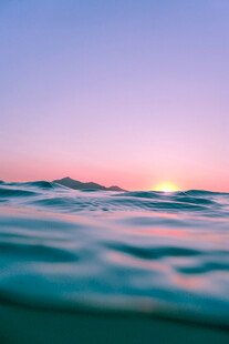 海面日出美景