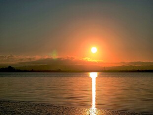 海上日落美景