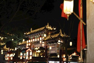 古建夜景