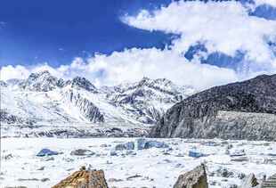 壮丽雪山美景