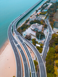 海滨蜿蜒公路俯瞰美景