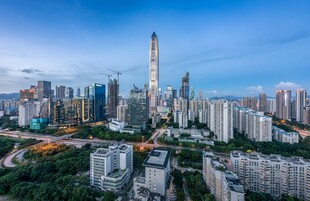 城市天际线俯瞰美景