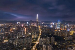 璀璨夜景俯瞰图