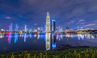 璀璨夜景城市天际线