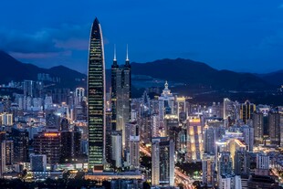 璀璨夜景城市天际线