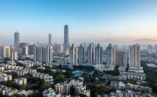 城市天际线高楼林立景观