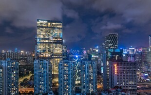 城市璀璨夜景