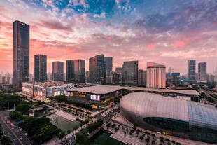 城市黄昏美景