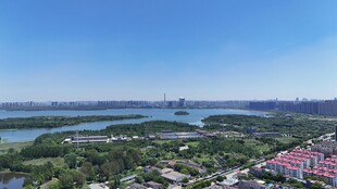 合肥大房郢水库城市河畔风光全景