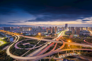 城市立交桥璀璨夜景
