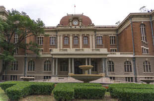 古典风格的精美建筑外观