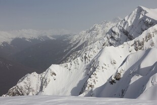雪山壮丽景致