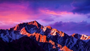 壮丽雪山映绚烂霞光
