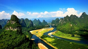 壮美漓江山水风光图