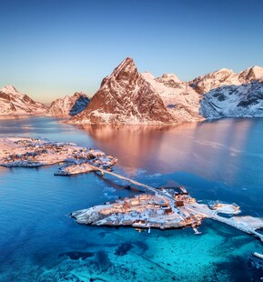 北极圈绝美冰雪海岛风光
