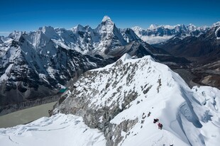 雪山壮丽风光