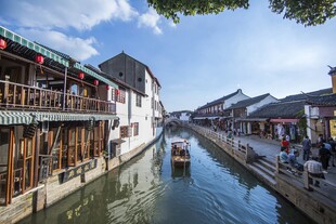 江南水乡古街河道美景