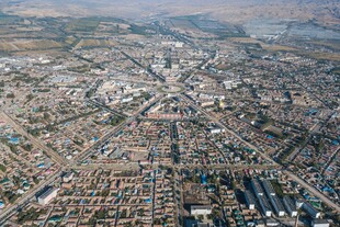 城市俯瞰全景图