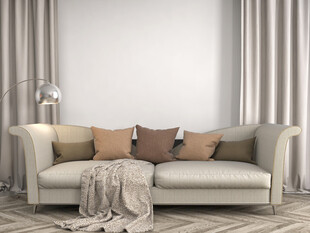 简约米色沙发搭配温馨抱枕