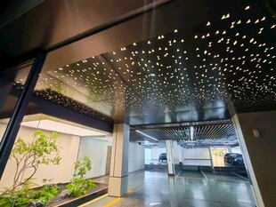 现代室内璀璨灯光设计空间