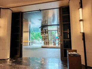 现代风格酒店大堂入口