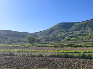 田园山间美景