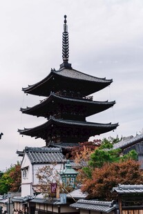 日本传统五重塔景观