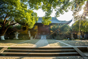 杭州西湖净慈寺